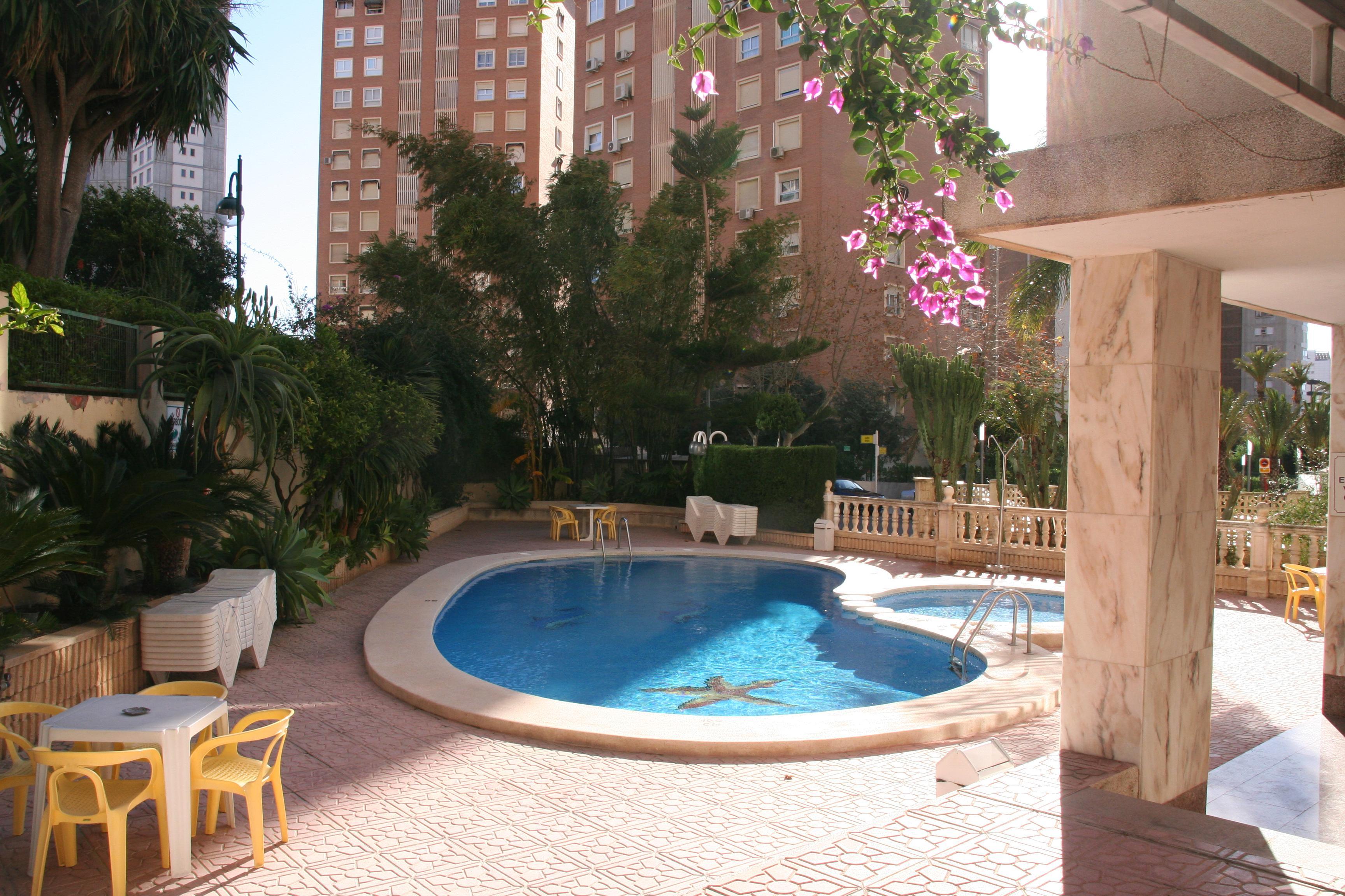 Apartamentos Maria Victoria Benidorm Eksteriør billede