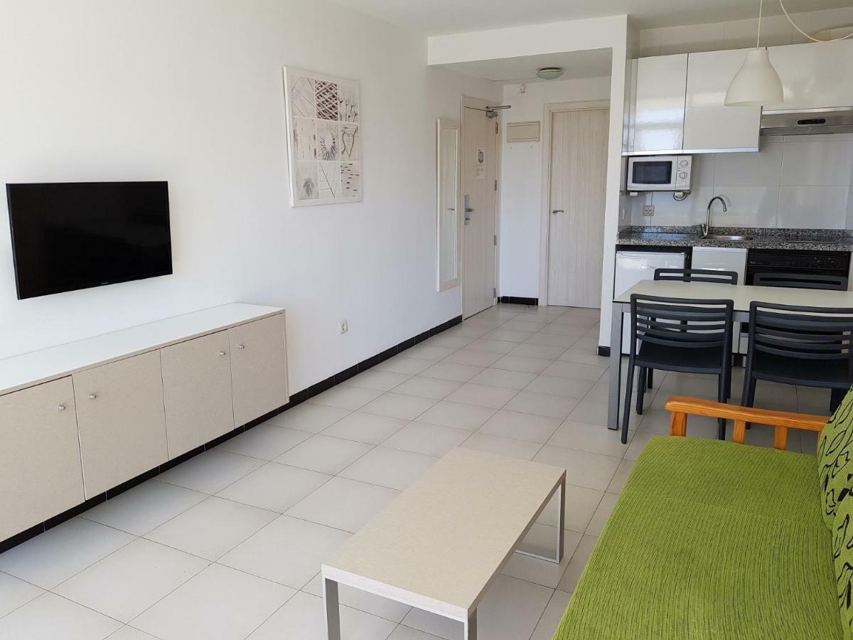 Apartamentos Maria Victoria Benidorm Eksteriør billede